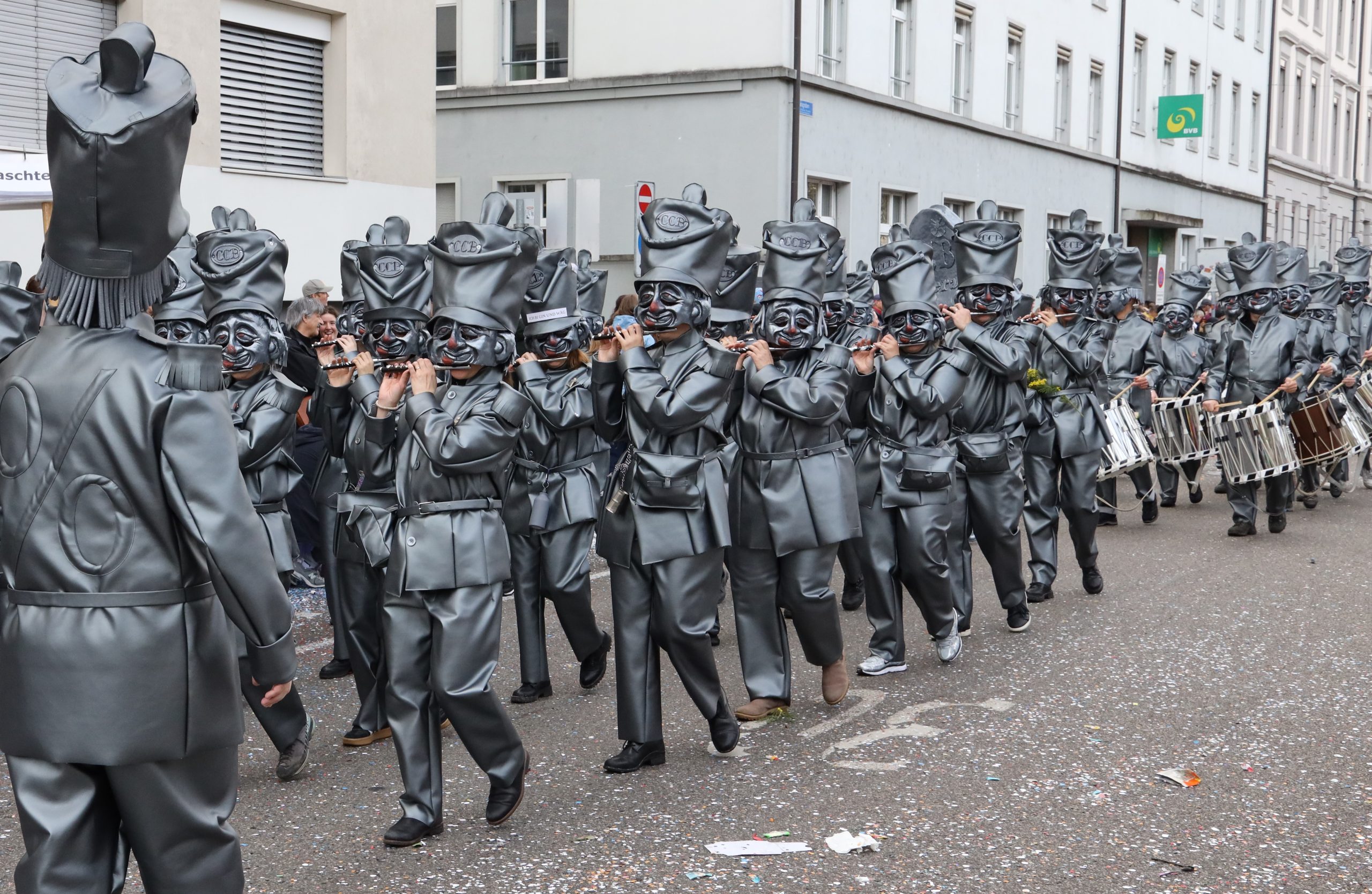 Fasnacht 2026 Stamm und JG Bilder sin online!